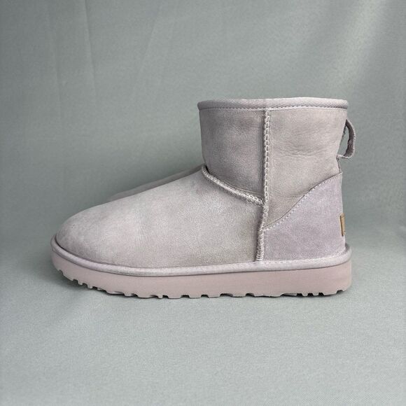 Women’s UGG Boots Sz 10 Classic Mini Purple Suede Wool Boho - Picture 6 of 12